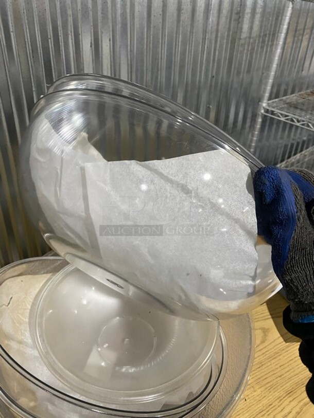 18" Cambro Pebbled Salad Bowl! 7 X Your Bid! - Image 3 of 8