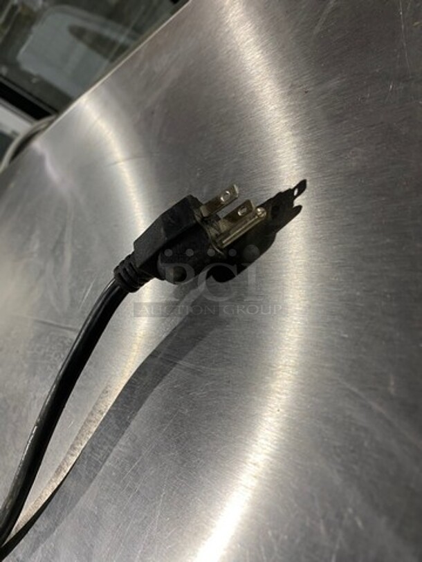 Torrey Commercial Refrigerated Deli/Bakery Display Case Merchandiser! With Curved Front Glass! With Rear Access Doors! Model: TEM150LUL SN: B13000203 - Image 9 of 9