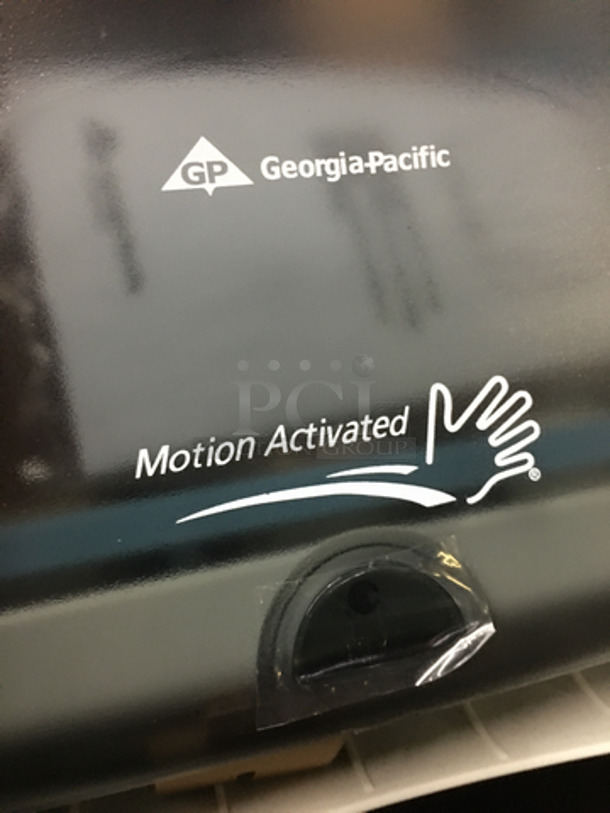 NEW! IN THE BOX! Georgia Pacific Wall Mount Motion Activated Paper Towel Dispenser! 3x Your Bid! - Image 7 of 7