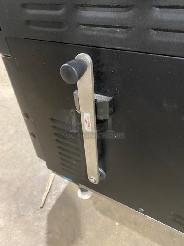 WOW! Like NEW! Late Model 2021! Turbo Chef SOTA Chipotle Style Commercial Electric Powered Countertop VENTLESS Rapid Cook Turbo Oven! COOK PRESS EDITION! On Legs! 208/240V 1 Phase! Model: NGO SN: NGO1D43642! - Image 7 of 9