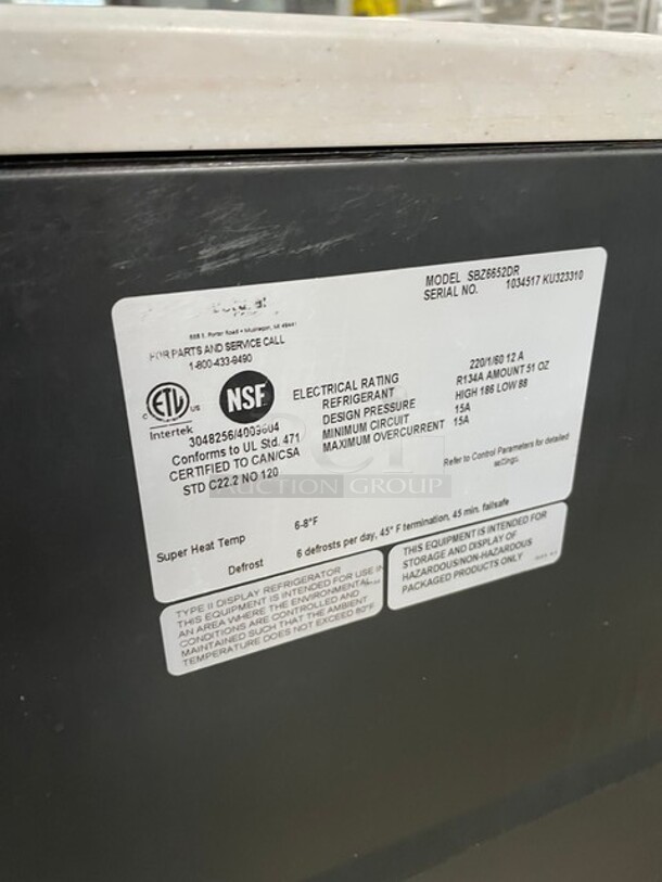 NICE! Structural Concepts Starbucks Style Refrigerated Open Grab-N-Go Display Case! With Glass Enclosed Merchandiser Showcase On Top! On Legs! 220V 1 Phase! Model: SBZ6652DR SN: 1034517 KU323310! Working When Removed!
 - Image 6 of 10