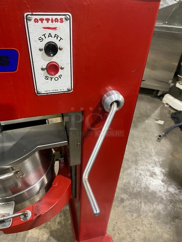 WOW! Attias Commercial Heavy Duty Chocolate Kettle Mixer! 115V 1 Phase! Model: USA30!  - Image 7 of 8