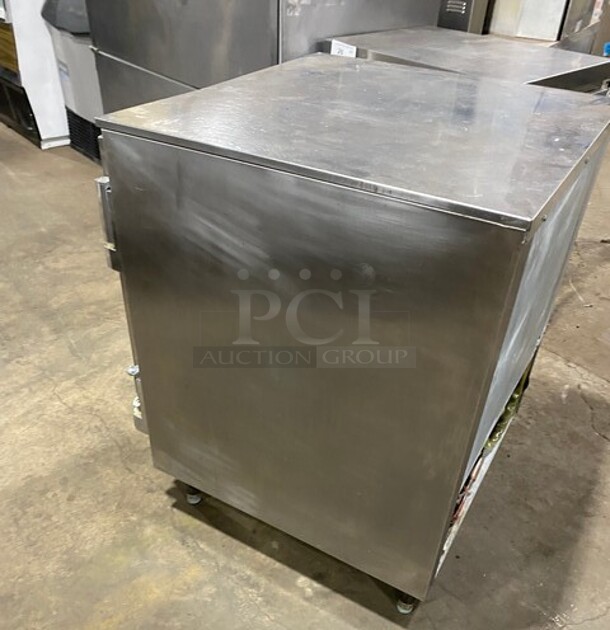 Beverage Air Commercial Single Door Undercounter Cooler! Stainless Steel! On Casters! Model: UCR27 SN: 2316481! 115V 60HZ 1 Phase! - Image 3 of 7