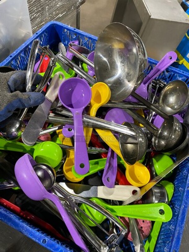 ALL ONE MONEY! MISCELLANEOUS! Assorted Size And Style Serving/ Portioning Spoons, Assorted Ladles And More! - Image 4 of 4
