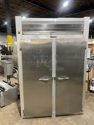 Traulsen Commercial Stainless Steel 2 Door Reach In Refrigerator! 115V 1 Phase! Model: GHT 2-32 NUT SN: 198348 5G!