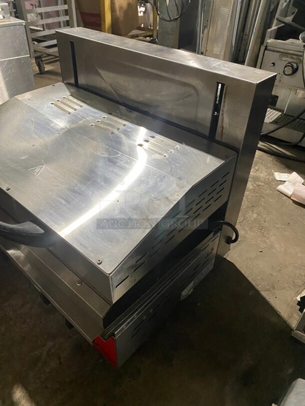 Avantco Stainless Steel 23" Commercial Countertop Electric Powered Salamander! MODEL 177SAL17M SN:CK220762R557 208/240V 1PH - Image 2 of 9