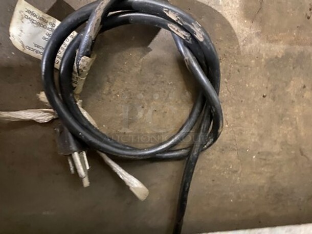 2015 Cool Tech Commercial 3 Door Reach In Cooler! All Stainless Steel! On Casters! Model: CMPH84RIF SN: W50415 120V 60HZ 1 Phase! Missing Interior Fan! - Image 9 of 9