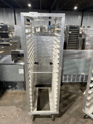 Metro Heavy Duty Commercial 20 Pan Transport Rack! On Casters!