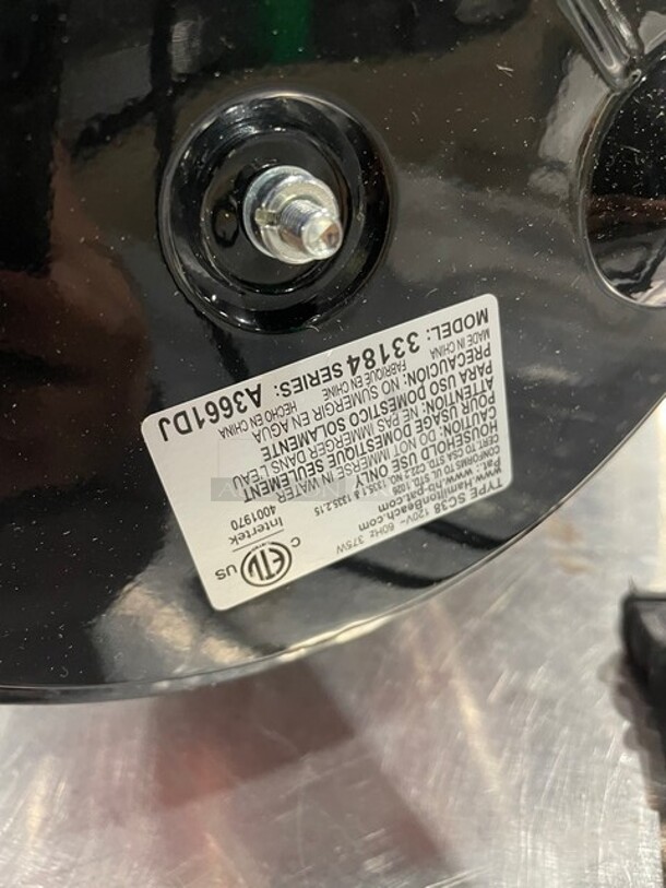 IN THE BOX! Hamilton Beach 8 Qt Slow Cooker! Model 33184 Serial A3661DJ! 120V! - Image 5 of 7