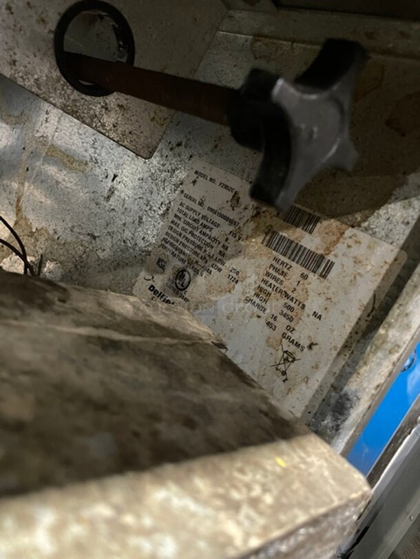 Delfield Commercial Refrigerated 2 Drawer Chef Base! All Stainless Steel! On Casters! 115V 1 Phase! Model: F2952C SN: 0908150001697! - Image 6 of 7