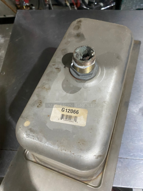 Commercial Stainless Steel Single Bay Sink! With Side Splashes! - Image 5 of 5