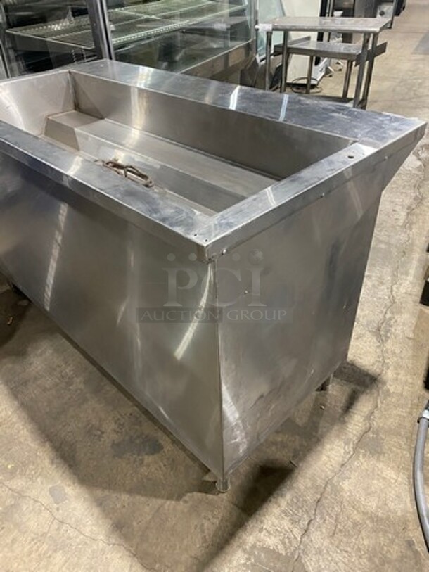 L & T Commercial Electric Powered Steam Table! With Storage Space Underneath! All Stainless Steel! On Legs! Model: SLT4E SN: SLT2203002 208V 1 Phase - Image 4 of 10