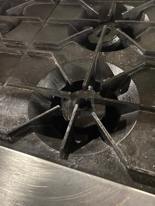 Imperial Commercial Natural Gas Powered 4 Burner Stove! With Raised Back Splash! With Oven Underneath! All Stainless Steel! On Casters! - Image 6 of 9