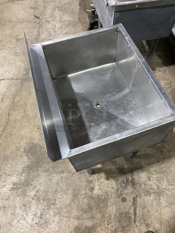 All Stainless Steel Ice Bin! On Legs! - Image 7 of 7