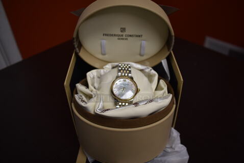 BRAND NEW IN BOX! Frederique Constant Lady Mother of Pearl Dial Quartz FC-220MPWD1S23B Watch