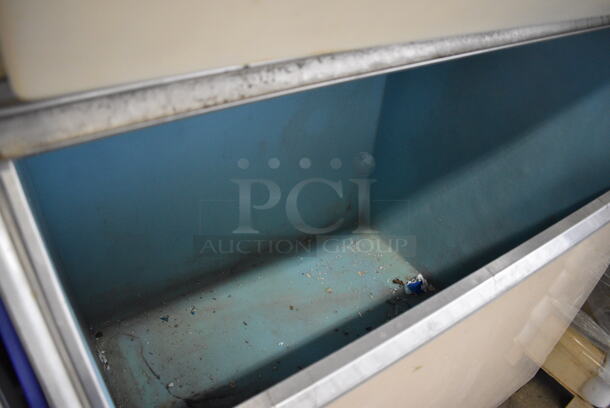 Scotsman Model C1030SW-32B Stainless Steel Commercial Ice Head on Metal Commercial Ice Bin. 208/230 Volts, 1 Phase. 42.5x33x77 - Image 4 of 6