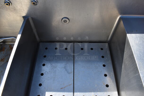 Stainless Steel Commercial 3 Bay Power Soak Sink w/ Dual Drainboards. 150x30x44. Bays 30x26x15. Drainboards 27x26x2 - Image 10 of 12