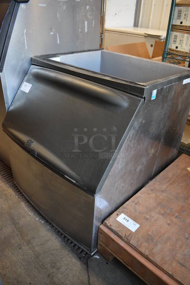 BRAND NEW! Manitowoc Model B400 Stainless Steel Commercial Ice Bin. 30x33x32