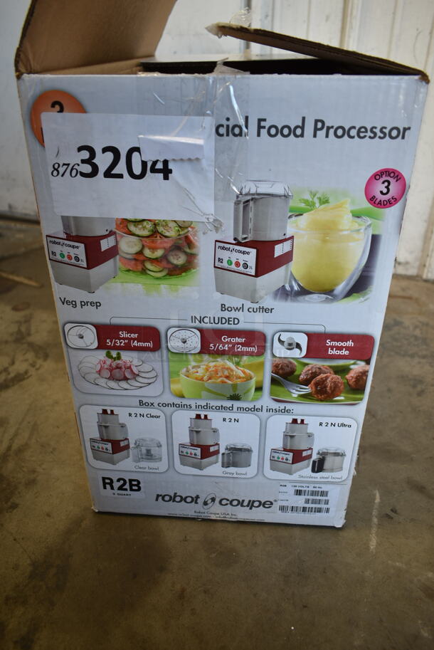 BRAND NEW SCRATCH AND DENT! Robot Coupe R2B Stainless Steel Commercial Countertop Food Processor w/ Bowl, Lid and S Blade. 120 Volts, 1 Phase. Tested and Working! - Image 5 of 10
