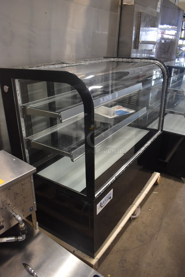 BRAND NEW SCRATCH AND DENT! Avantco BC-48-HC 48" Curved Glass Black Refrigerated Bakery Display Case. Missing Top Pane of Glass. 110-120 Volt 1 Phase. Tested and Working! - Image 2 of 6