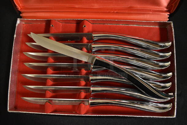 BRAND NEW IN BOX! Lot of 8 BRAND NEW! Carde Hall Stainless Steel Knives w/ Stainless Handle. 9
