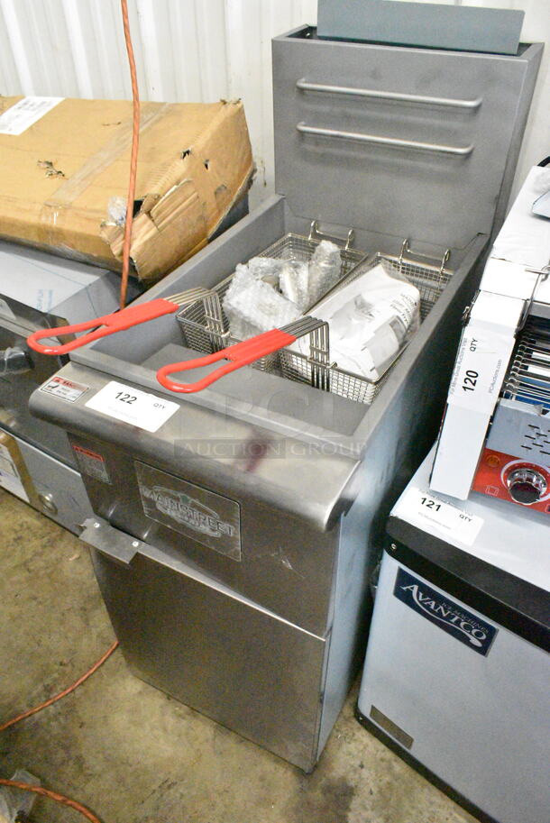 BRAND NEW SCRATCH AND DENT! Mainstreet 541FF50L Stainless Steel Commercial Floor Style Propane Gas Powered Deep Fat Fryer w/ 2 Metal Baskets. 120,000 BTU. - Image 4 of 11