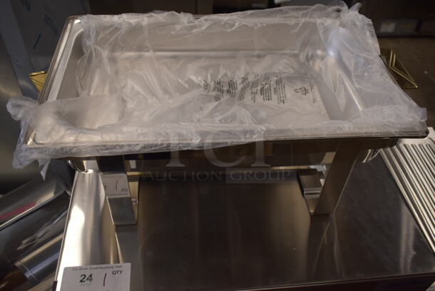 BRAND NEW SCRATCH AND DENT! Choice Deluxe 8 Qt. Full Size Chrome Accent Roll Top Chafer. Missing Handle.  - Image 8 of 9