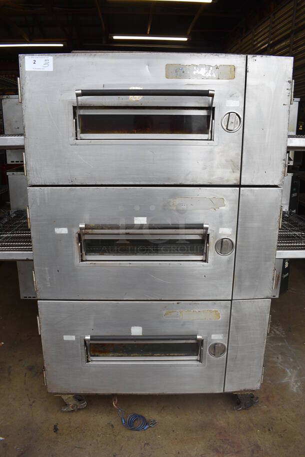 3 Lincoln Impinger Model 1600-015-AL Stainless Steel Commercial Natural Gas Powered Conveyor Pizza Oven on Commercial Casters. Bottom Oven Does Not Have Conveyor Belt. 110,000 BTU. 82x61x66. 3 Times Your Bid! - Image 9 of 9