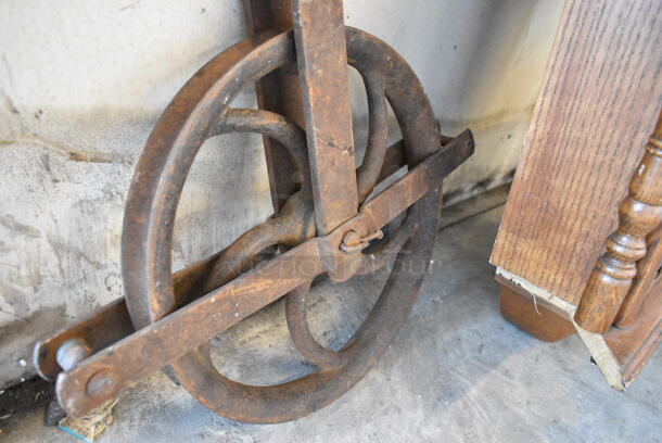 2 Decorative Reels. 2 Times Your Bid!  - Image 5 of 7