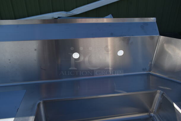 BRAND NEW SCRATCH AND DENT! Regency 600DDT48L Stainless Steel Commercial Left Side Dirty Side Dishwasher Table. - Image 5 of 6