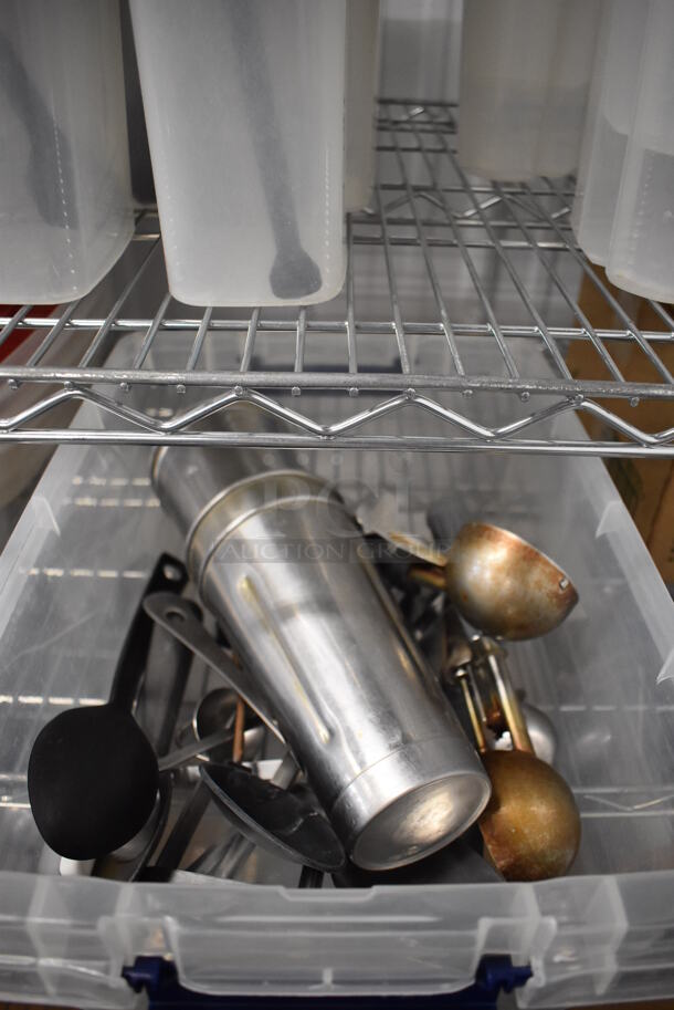 ALL ONE MONEY! Tier Lot of Various Items Including Poly Napkin Dispensers, Containers, Utensils - Image 7 of 10