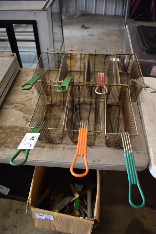 7 Various Metal Fry Baskets. Includes 6.5x25x11. 7 Times Your Bid! - Image 8 of 9