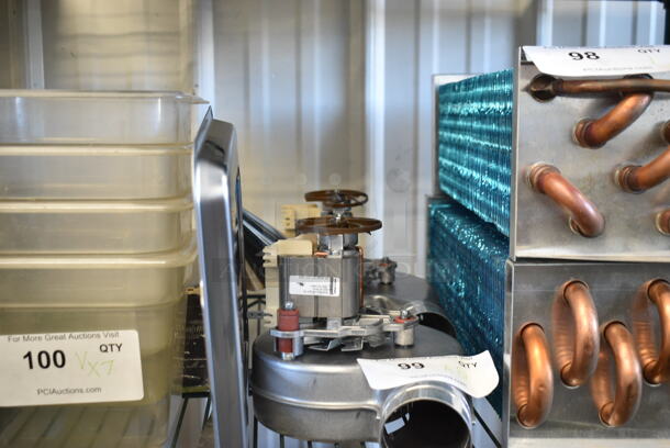 2 BRAND NEW SCRATCH AND DENT! Ebmpapst EM3045LH-409 Motor. 220 Volts, 1 Phase. 2 Times Your Bid!  - Image 3 of 5