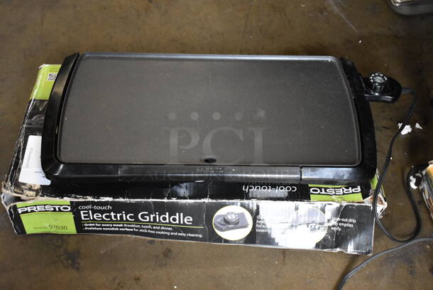 IN ORIGINAL BOX! Presto Metal Countertop Electric Griddle. 120 Volts, 1 Phase. 23x11.5x2.5 - Image 2 of 4