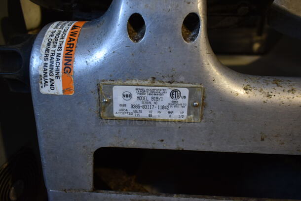 Berkel 919/1 Stainless Steel Commercial Countertop Automatic Meat Slicer w/ Blade Sharpener. 115 Volts, 1 Phase. Tested and Powers On But Parts Do Not Move - Image 6 of 7