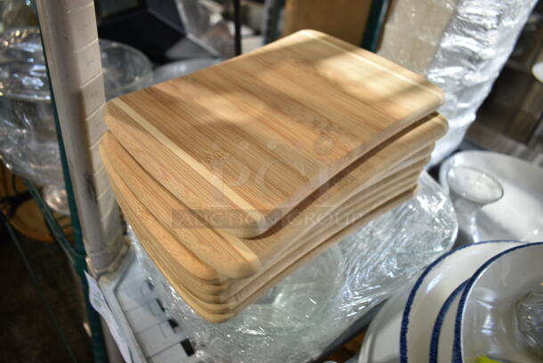 ALL ONE MONEY! Tier Lot of Various Items Including Plates, Salt Shakers and Wooden Boards - Image 3 of 7