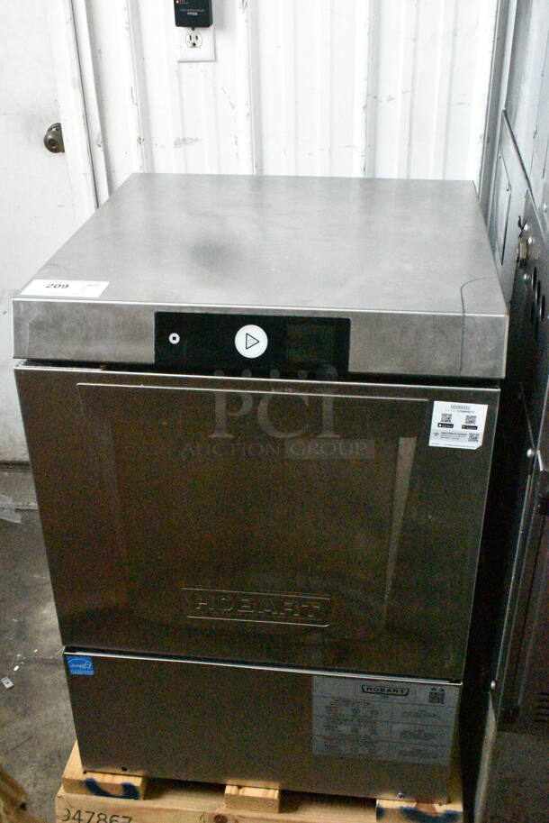 BRAND NEW SCRATCH AND DENT! 2024 Hobart LXNH Stainless Steel Undercounter Dishwasher. 120/208-240 Volts, 1 Phase. - Image 2 of 9