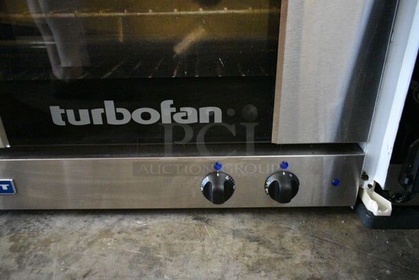 BRAND NEW SCRATCH AND DENT! Moffat E23M3 Turbofan Stainless Steel Single Deck Half Size Electric Convection Oven with Mechanical Controls. 220-240 Volts, 1 Phase. - Image 3 of 7