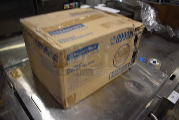 BRAND NEW IN BOX! Kimberly Clark 09992 Poly Wall Mount Paper Towel Dispenser. - Image 2 of 4