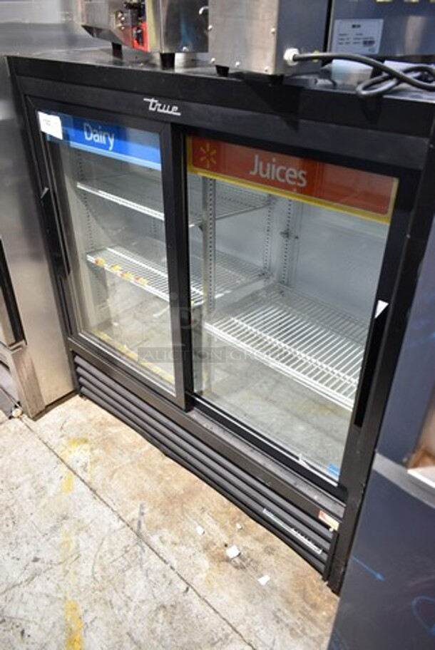 2018 True GDM-41SL-48-HC-LD Metal Commercial 2 Door Reach In Cooler Merchandiser w/ Poly Coated Racks. 115 Volts, 1 Phase. Tested and Working! - Image 2 of 5