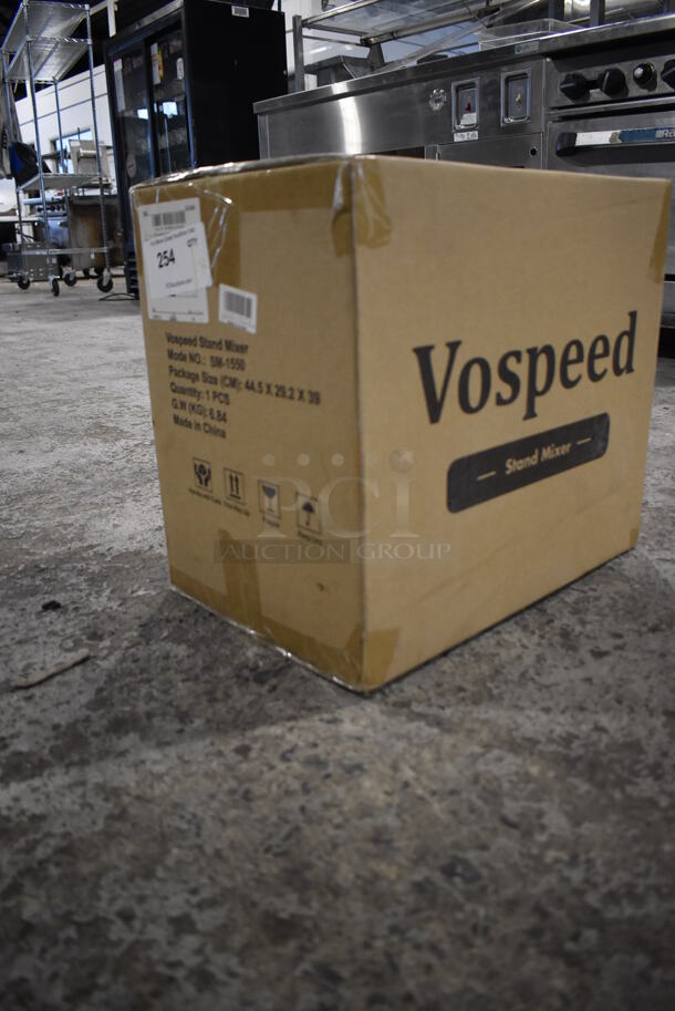 BRAND NEW IN BOX! Vospeed SM-1550 Metal Countertop 6-Speed Tilt-Head 8.5 Quart Stand Mixer w/ Stainless Steel Mixing Bowl, Beater, Dough Hook and Whisk Attachments - Image 3 of 4