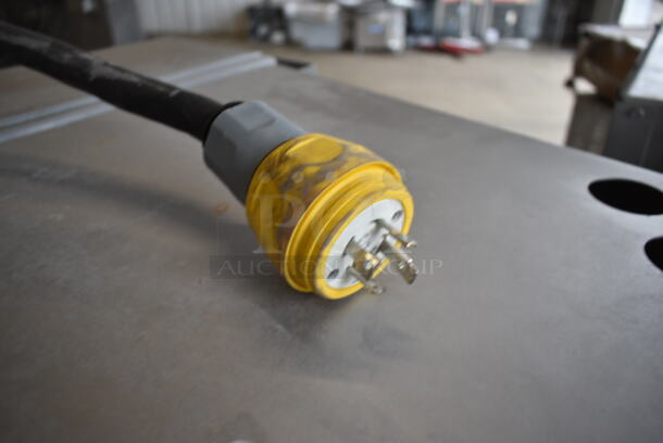 2016 Hobart MG2032 Metal Commercial Floor Style Electric Powered Meat Mixer Grinder w/ Foot Pedal on Commercial Casters. 208 Volts, 3 Phase. Tested and Working! - Image 7 of 8