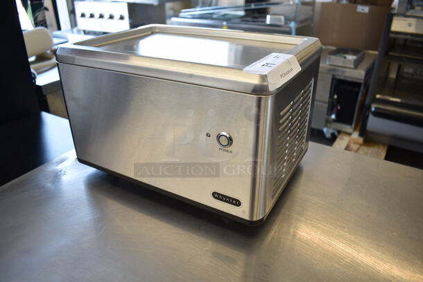 BRAND NEW SCRATCH AND DENT! Whynter ICR-300SS Portable Instant Ice Cream Maker Frozen Pan Roller in Stainless Steel. 115 Volts, 1 Phase. Tested and Working! - Image 3 of 5