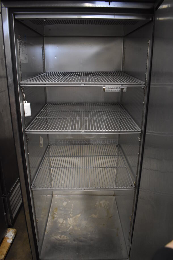 2018 True TG1R-1S-HC ENERGY STAR Stainless Steel Commercial Single Door Reach In Cooler w/ Poly Coated Racks on Commercial Casters. 115 Volts, 1 Phase. 29x35x83. Tested and Working! - Image 5 of 7