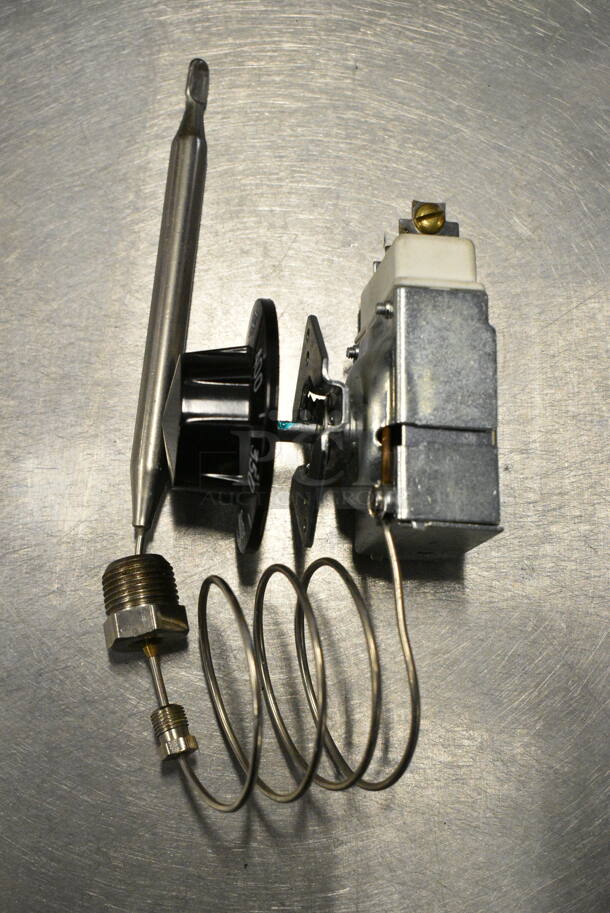 2 BRAND NEW SCRATCH AND DENT! Items Including HPM236268 Moffat M236268 Motor, HP00913153 Vulcan 00-913153 KIT, THERMOSTAT W/KNOB & SCREWS. 2 Times Your Bid!  - Image 5 of 8