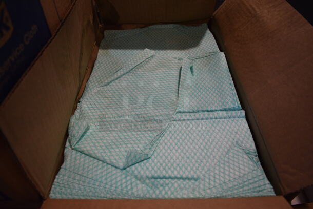 5 Boxes of Tork Foodservice Cloths. 5 Times Your Bid!