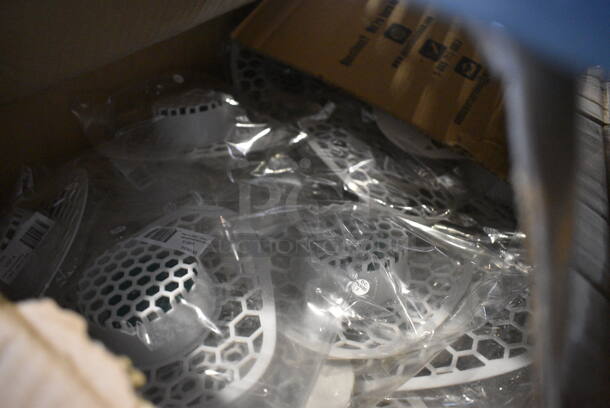 ALL ONE MONEY! Lot of BRAND NEW Winco USF-4 Urinal Screens w/ Deodorizer Blocks. - Image 2 of 4
