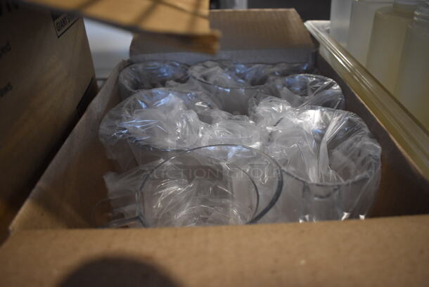 ALL ONE MONEY! Tier Lot of Various Items Including Poly Bins and Condiment Bottles - Image 4 of 5