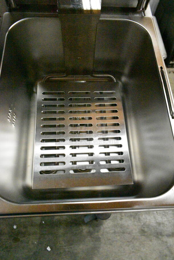 BRAND NEW SCRATCH AND DENT! 2023 Crosson CF-26 Stainless Steel Commercial Countertop Electric Powered 2 Bay Fryer w/ 2 Metal Fry Baskets and 2 Lids. 120 Volts, 1 Phase. - Image 5 of 9