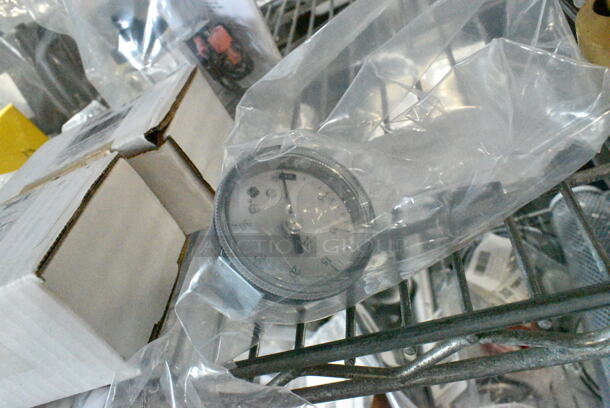 5 BRAND NEW SCRATCH AND DENT! Items Including HP00833152 Vulcan 00-833152 Gauge, Pressure, HP0091310201 Vulcan 00-913102-0176A I, KIT TIMER,SHAFT SEAL&KNOB, HP0085604200 Vulcan 00-856042-00001 Temp Probe, HP0042775900 Vulcan 00-427759-00001 Interface Bd, HP0085464600 Vulcan 00-854646-00001 Temp Probe. 5 Times Your Bid!  - Image 3 of 9
